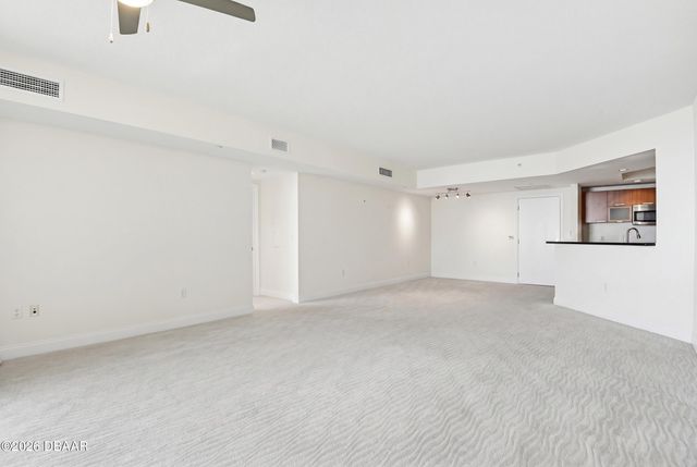 241 Riverside Dr Unit 1604, Holly Hill, FL 32117