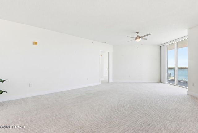 241 Riverside Dr Unit 1604, Holly Hill, FL 32117