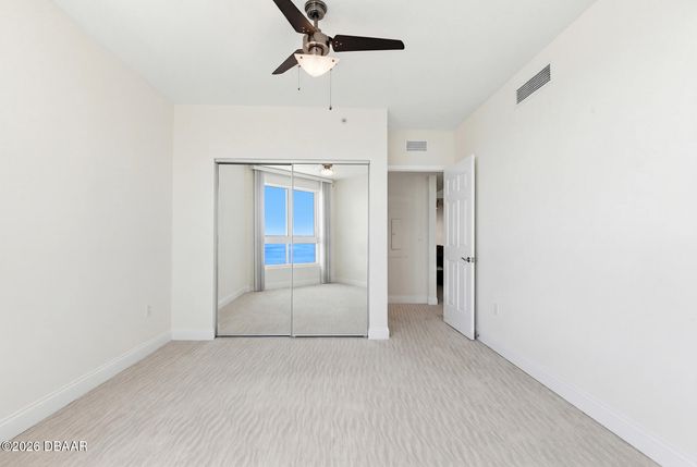 241 Riverside Dr Unit 1604, Holly Hill, FL 32117