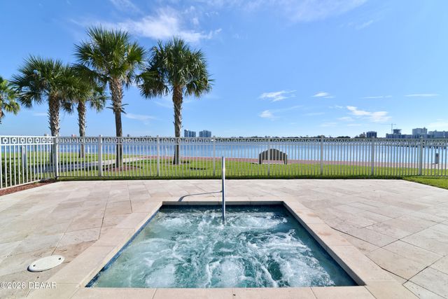 241 Riverside Dr Unit 1604, Holly Hill, FL 32117