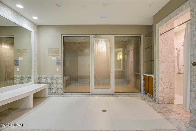 241 Riverside Dr Unit 1604, Holly Hill, FL 32117