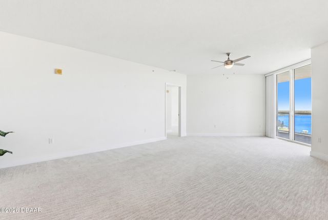 241 Riverside Dr Unit 1604, Holly Hill, FL 32117