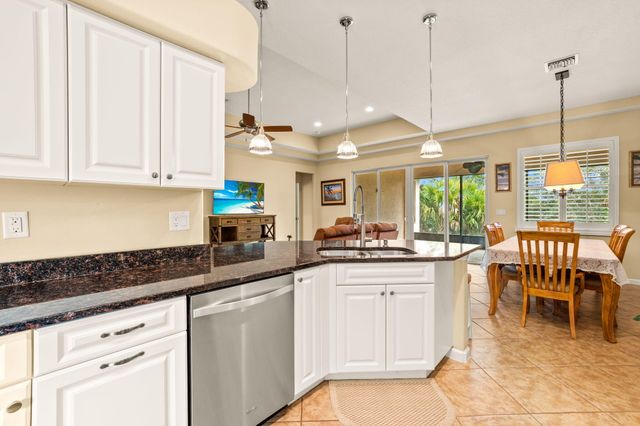 1652 NW Old Oak Terrace, Jensen Beach, FL 34957