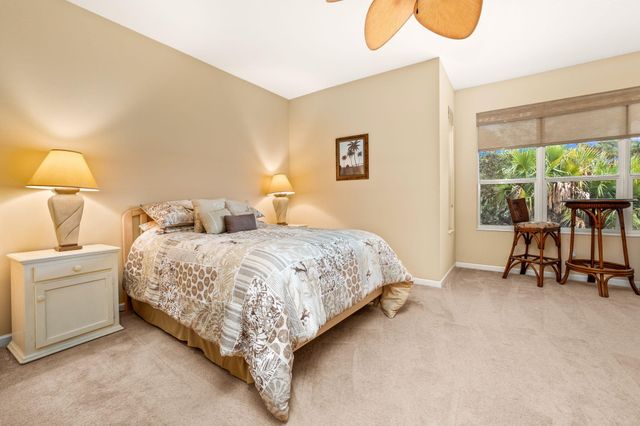 1652 NW Old Oak Terrace, Jensen Beach, FL 34957