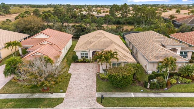 1652 NW Old Oak Terrace, Jensen Beach, FL 34957
