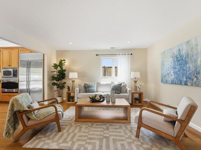 135 Belcrest Drive, Los Gatos, CA 95032