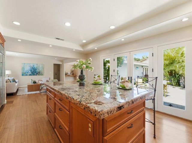 135 Belcrest Drive, Los Gatos, CA 95032