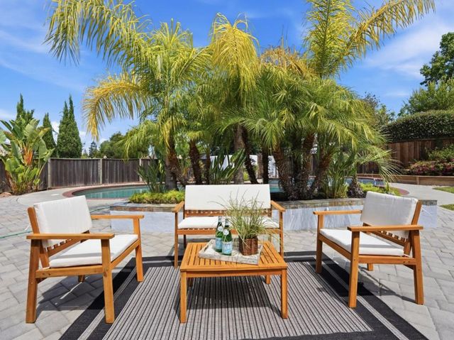 135 Belcrest Drive, Los Gatos, CA 95032