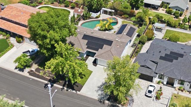 135 Belcrest Drive, Los Gatos, CA 95032