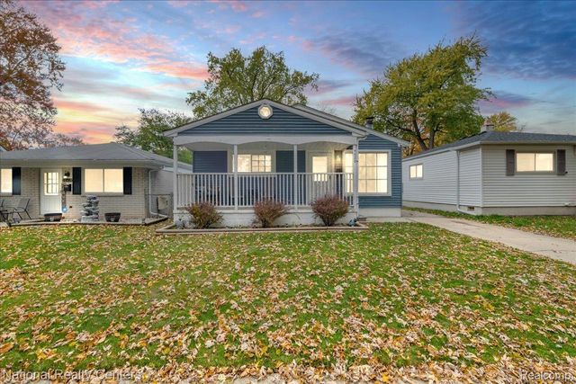 4428 Bedford Street, Dearborn Heights, MI 48125