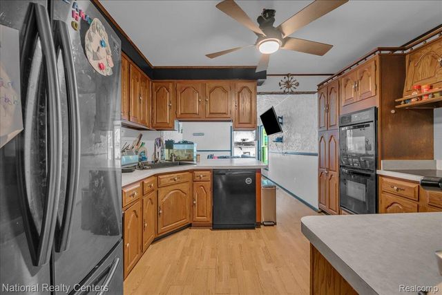 4428 Bedford Street, Dearborn Heights, MI 48125