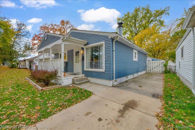 4428 Bedford Street, Dearborn Heights, MI 48125