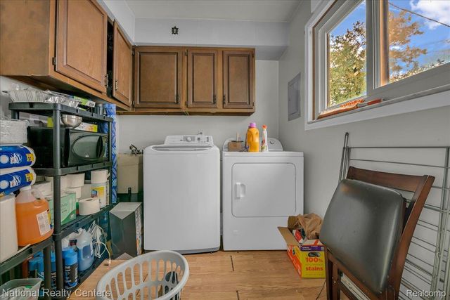 4428 Bedford Street, Dearborn Heights, MI 48125