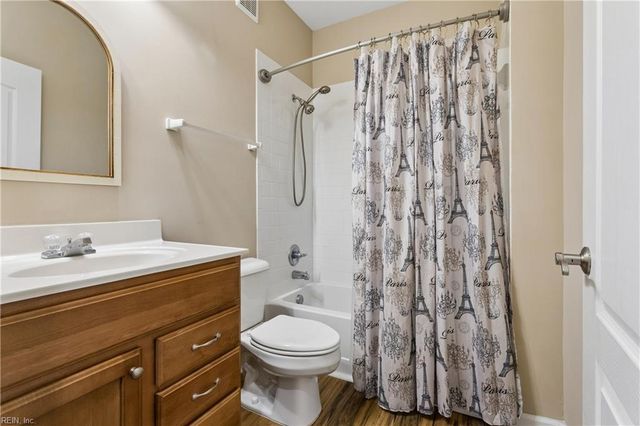 2802 James River TRL, Carrollton, VA 23314