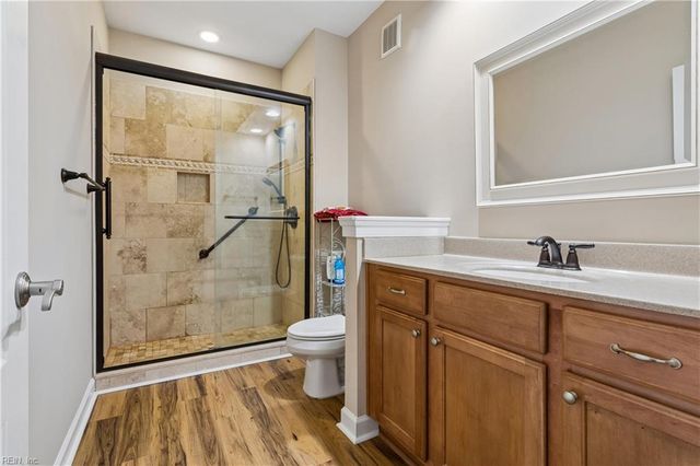 2802 James River TRL, Carrollton, VA 23314