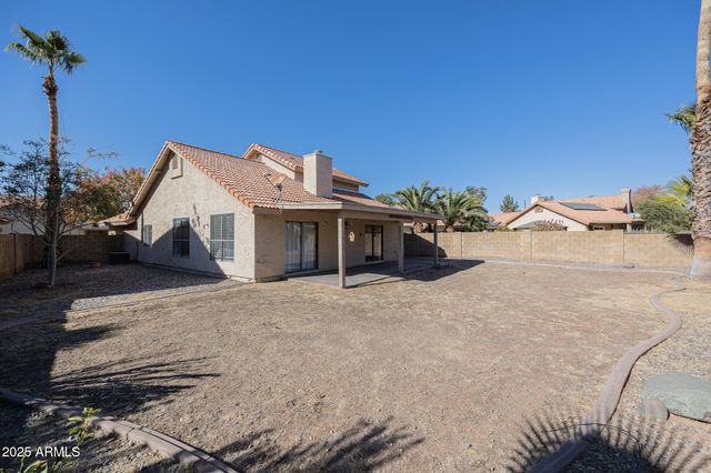 25 S OCEAN Drive, Gilbert, AZ 85233