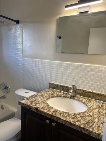 5971 NW 17th Place 204, Sunrise, FL 33313