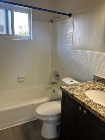 5971 NW 17th Place 204, Sunrise, FL 33313