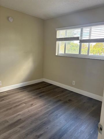 5971 NW 17th Place 204, Sunrise, FL 33313