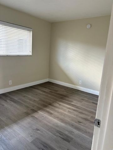 5971 NW 17th Place 204, Sunrise, FL 33313