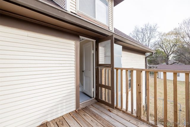 901 S Florida Avenue, Okmulgee, OK 74447