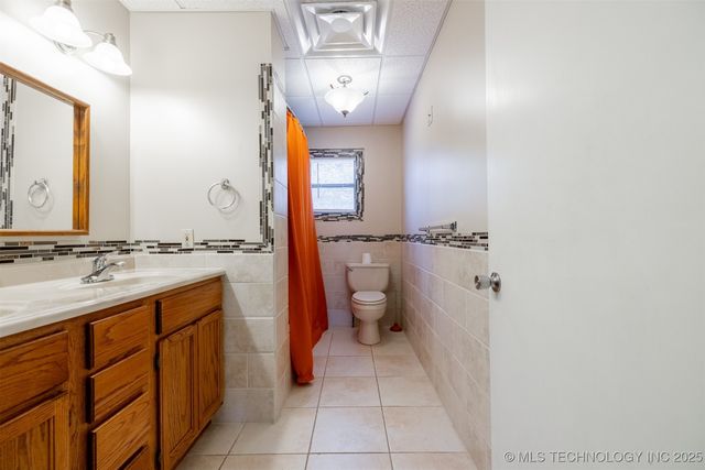 901 S Florida Avenue, Okmulgee, OK 74447