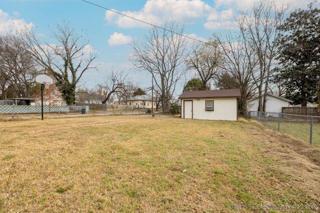 901 S Florida Avenue, Okmulgee, OK 74447
