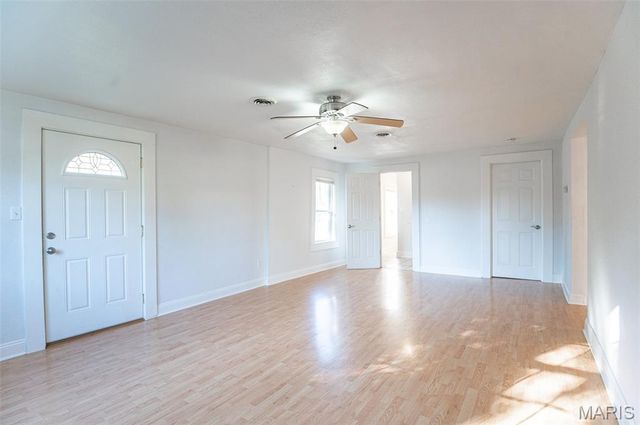 121 Anna Street, St James, MO 65559