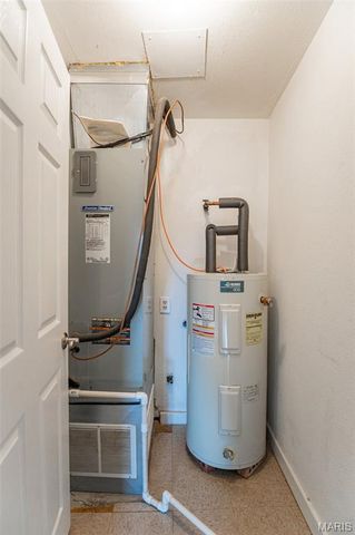 121 Anna Street, St James, MO 65559