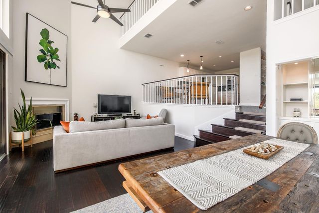 1329 Spyglass DR, Austin, TX 78746