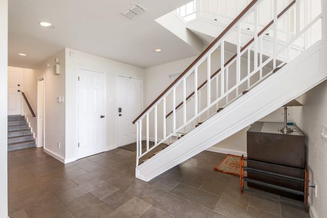 1329 Spyglass DR, Austin, TX 78746