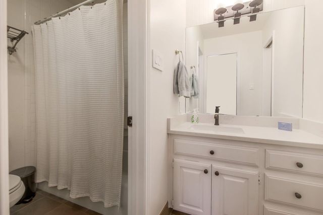 1329 Spyglass DR, Austin, TX 78746