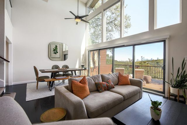 1329 Spyglass DR, Austin, TX 78746