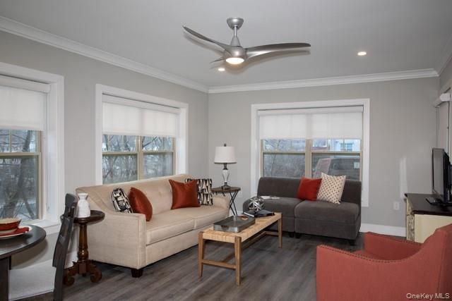 100 Glen Street N2327, Glen Cove, NY 11542