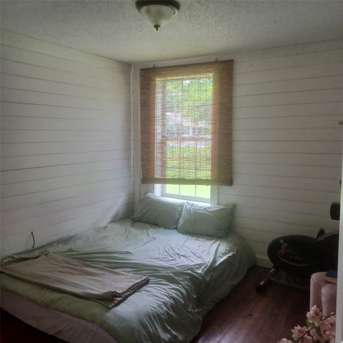 1309 S 5th Street, Bonham, TX 75418
