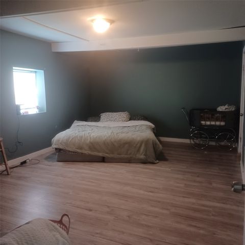 1309 S 5th Street, Bonham, TX 75418