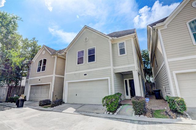 7042 Plum Creek Terrace Lane, Houston, TX 77087