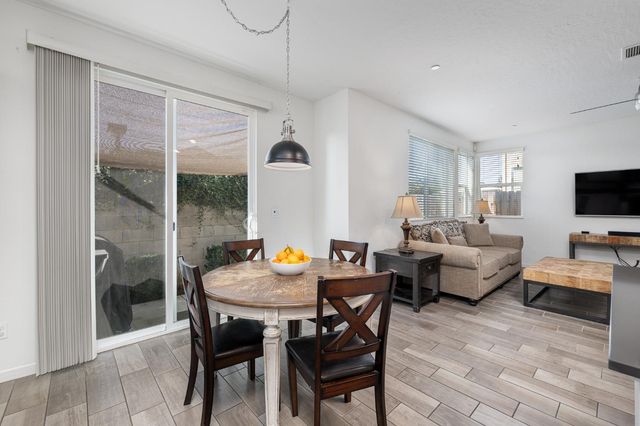 712 N Bliss Lane, Clovis, CA 93611