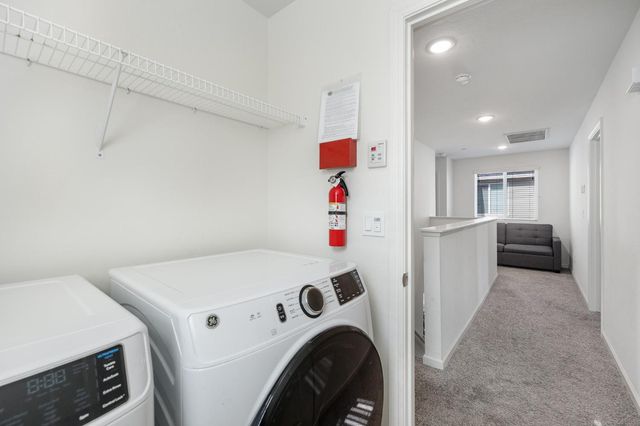 712 N Bliss Lane, Clovis, CA 93611