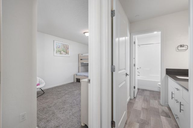 712 N Bliss Lane, Clovis, CA 93611