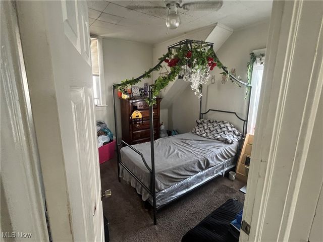 7409 Dearborn Avenue, Cleveland, OH 44102