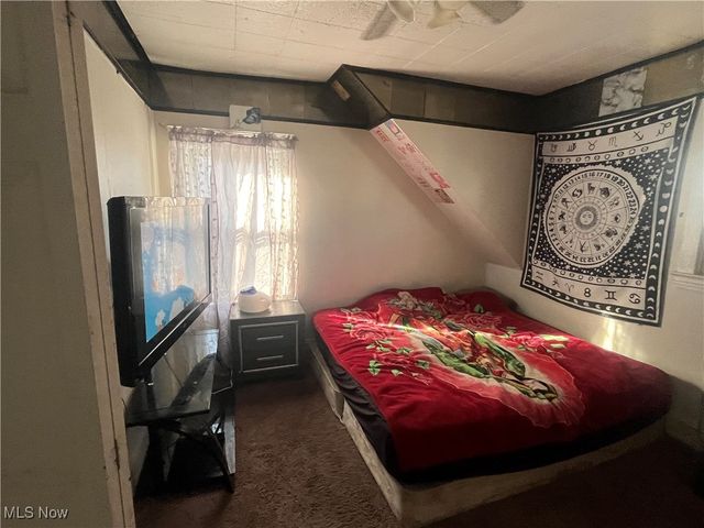 7409 Dearborn Avenue, Cleveland, OH 44102