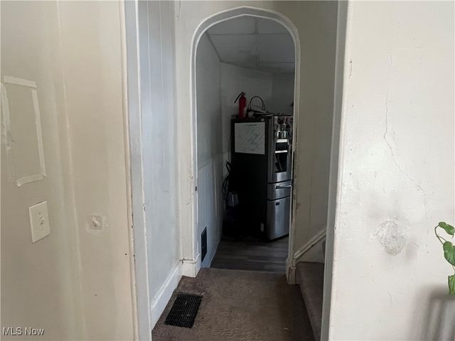 7409 Dearborn Avenue, Cleveland, OH 44102