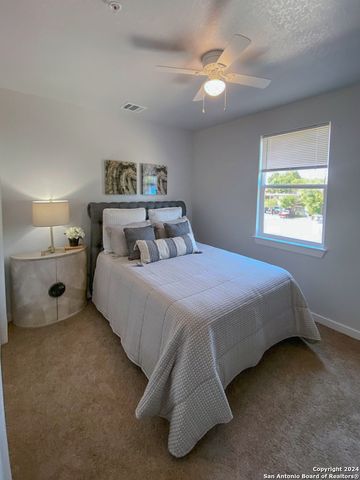 143 Lucas St Unit 201, San Antonio, TX 78209