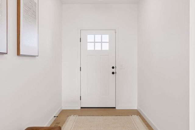 18600 Icebox Lane, Lakeville, MN 55044