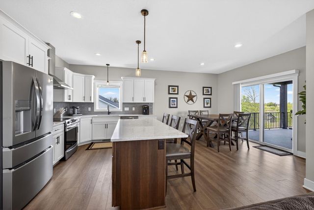 43 13th Street NE, Byron, MN 55920