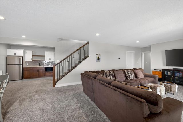 43 13th Street NE, Byron, MN 55920
