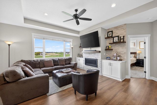 43 13th Street NE, Byron, MN 55920