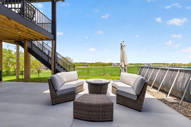 43 13th Street NE, Byron, MN 55920
