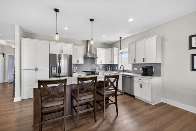 43 13th Street NE, Byron, MN 55920